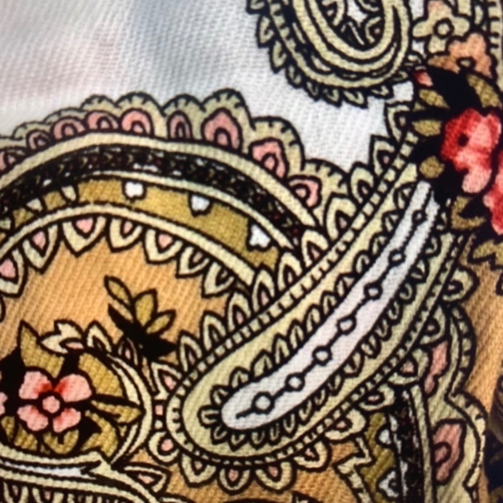 2 for $7 scarves - Choose from 8! - Picture 4 of 12